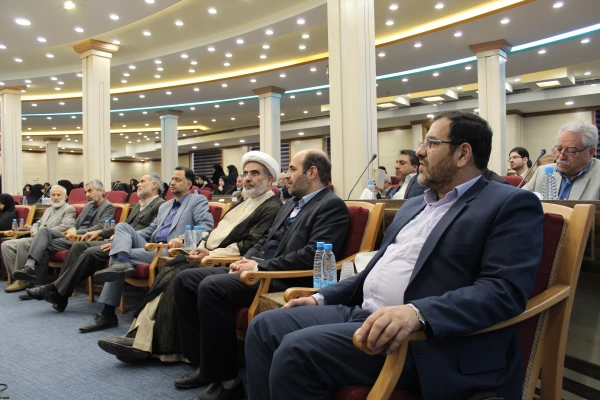 آیین نکوداشت یکصدمین سال تأسیس تربیت معلم در ایران و گرامیداشت هفته پژوهش در استان قم  5