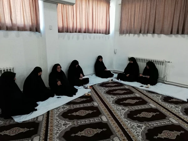 برگزاری جلسه شورای اداری پردیس حضرت معصومه(س) در روزهای پایانی نیمسال اول 98-97 2