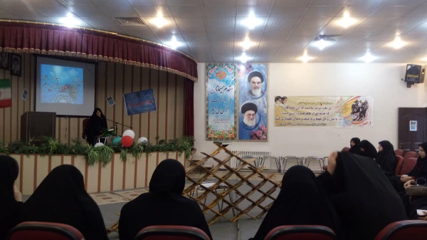 برگزاری محفل انس با قرآن کریم با شکوهتر از گذشته در پردیس حضرت معصومه(س) 2