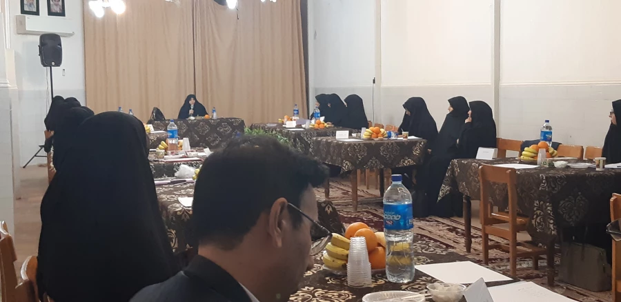 برگزاری جلسه هم اندیشی اساتید پردیس حضرت معصومه(س) 2