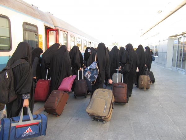 اعزام دانشجومعلمان پردیس حضرت معصومه(س) به اردوی زیارتی مشهد مقدس 2