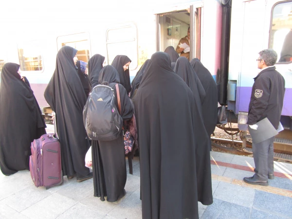 اعزام دانشجومعلمان پردیس حضرت معصومه(س) به اردوی زیارتی مشهد مقدس 2