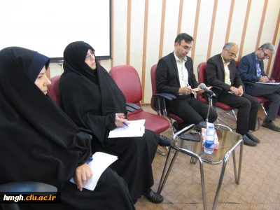 نشست مسؤولان پردیس حضرت معصومه(س) با نمایندگان دانشجویی