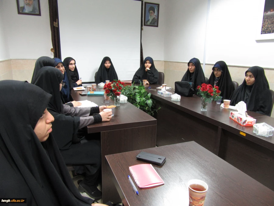 دیدار خانم کاوه از اداره کل امور اجتماعی معاونت فرهنگی و اجتماعی دانشگاه فرهنگیان با دبیران انجمن های علمی و کانون های فرهنگی پردیس حضرت معصومه(س) 2