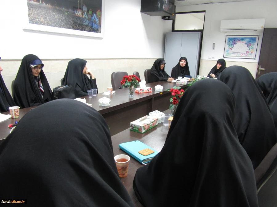 دیدار خانم کاوه از اداره کل امور اجتماعی معاونت فرهنگی و اجتماعی دانشگاه فرهنگیان با دبیران انجمن های علمی و کانون های فرهنگی پردیس حضرت معصومه(س) 2