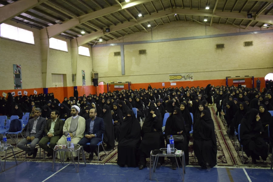 برنامه ساعت فرهنگی پردیس حضرت معصومه(س) با عنوان «گام دوم انقلاب و نقش معلم مهدوی در تحقق آن» 2