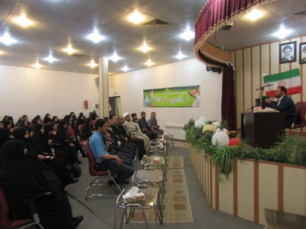 برنامه ساعت فرهنگی پردیس حضرت معصومه(س) با سخنرانی سرهنگ شفیعی 2