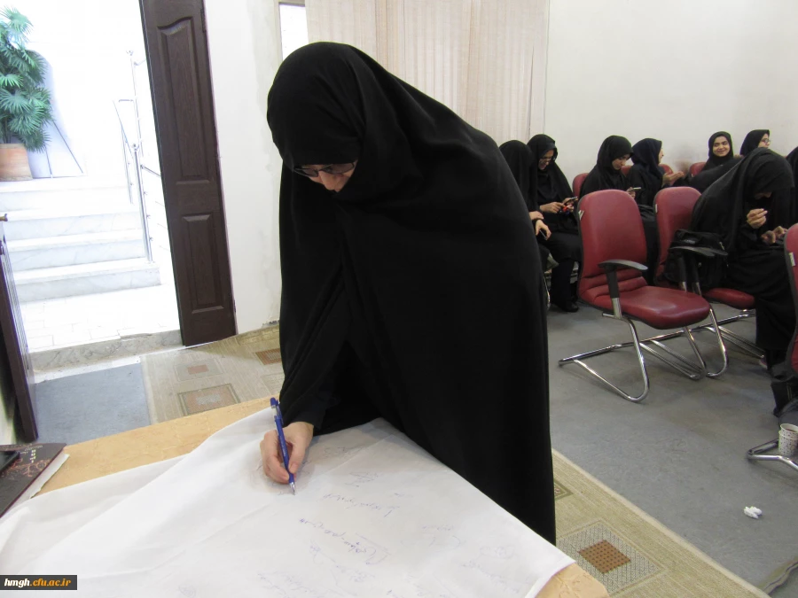 برنامه ساعت فرهنگی پردیس حضرت معصومه(س) با سخنرانی سرهنگ شفیعی 2