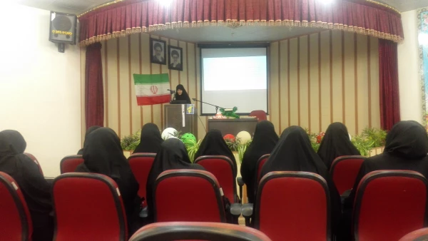 برگزاری ژورنال کلاب در پردیس حضرت معصومه(س) 2