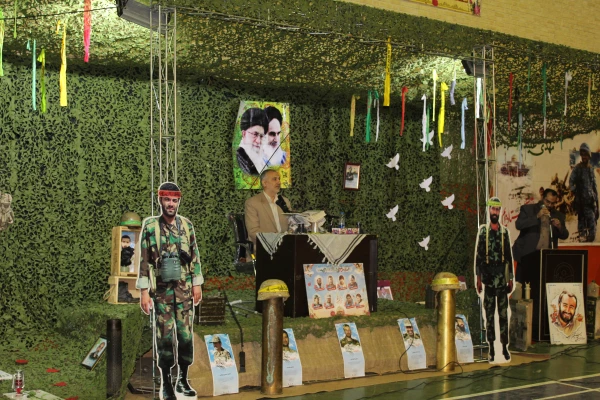 ساعت فرهنگی پردیس حضرت معصومه(س) در این هفته با یاد و خاطره شهدا عطرآگین شد. 2