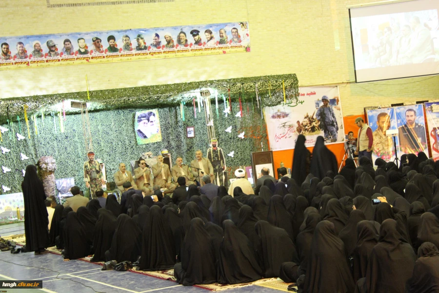 ساعت فرهنگی پردیس حضرت معصومه(س) در این هفته با یاد و خاطره شهدا عطرآگین شد. 2