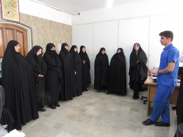 بازدید اساتید و کارکنان پردیس حضرت معصومه(س) از مرکز فوق تخصصی درمان ناباروری جهاددانشگاهی واحد استان قم (رویا) 2