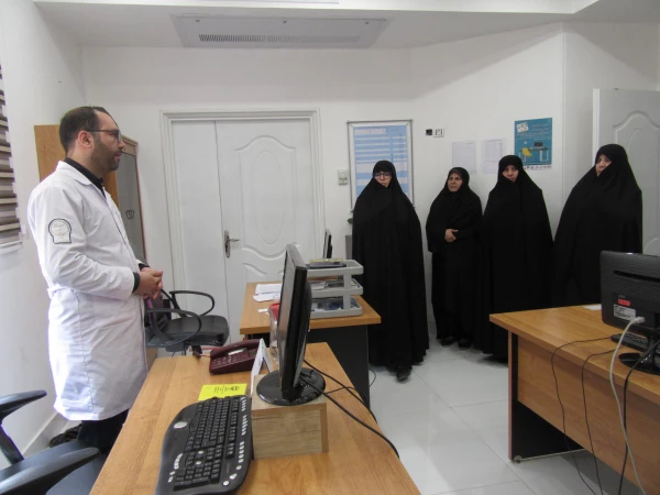 بازدید اساتید و کارکنان پردیس حضرت معصومه(س) از مرکز فوق تخصصی درمان ناباروری جهاددانشگاهی واحد استان قم (رویا) 2