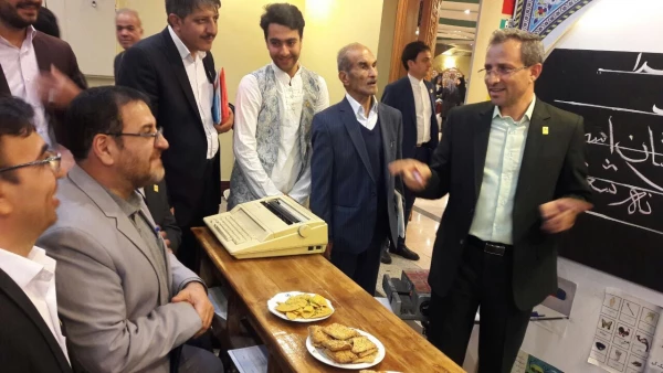 گزارش تصویری از غرفه استان قم در نمایشگاه آثار و موزه اسناد و مفاخر تربیت معلم در ایران 5