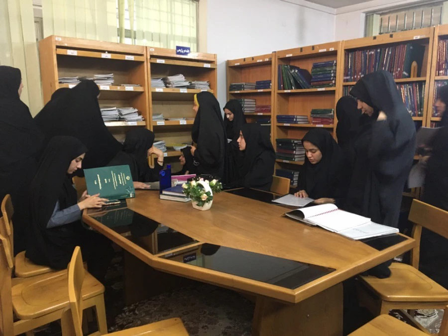 بازدید دانشجومعلمان پردیس حضرت معصومه(س) از مرکز تحقیقات فرهنگیان استان قم 2