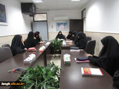 جلسه مسؤولان پردیس حضرت معصومه(س) با نمایندگان دانشجویان در آستانه ماه مبارک رمضان