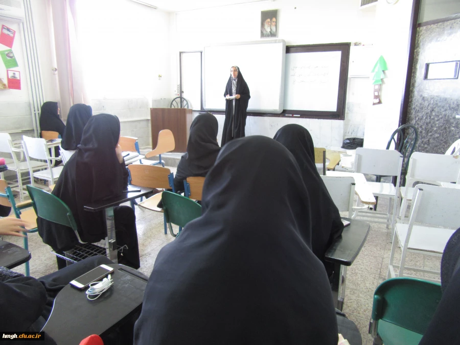 برگزاری جلسات دفاع از کارنمای معلمی (پروژه) 2