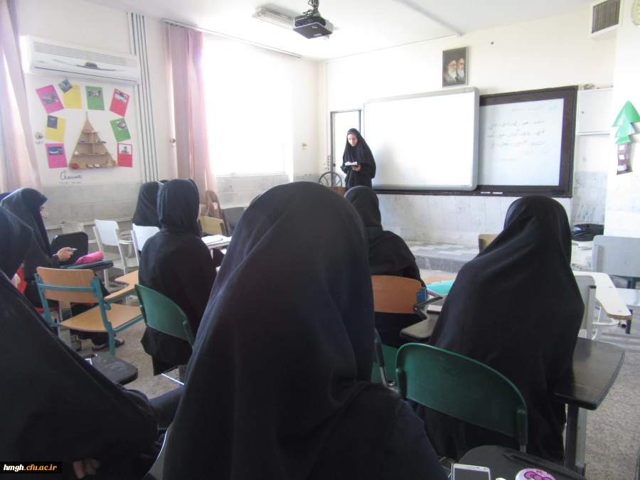 برگزاری جلسات دفاع از کارنمای معلمی (پروژه) 2