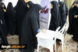 معاون دانشجویی دانشگاه فرهنگیان از انتخابات شورای صنفی پردیس حضرت معصومه(س) بازدید نمود. 2