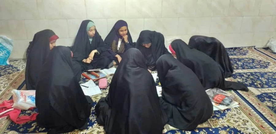 حضور گروه جهادی بسیج دانشجویی پردیس حضرت معصومه(س) در روستاهای کم برخوردار استان، به منظور برگزاری مراسم احیای شب قدر در کنار مردم شریف روستا همراه با برنامه های فرهنگی، اجتماعی، و ... 2