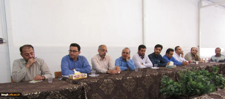 جلسه شورای اداری پردیس حضرت معصومه(س) برگزار گردید. 2