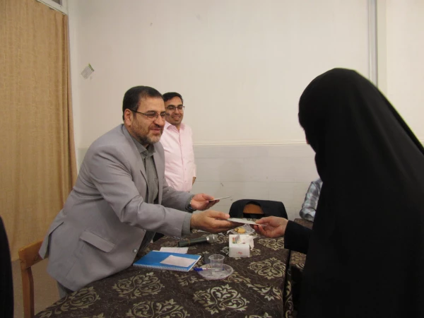 جلسه شورای اداری پردیس حضرت معصومه(س) برگزار گردید. 2