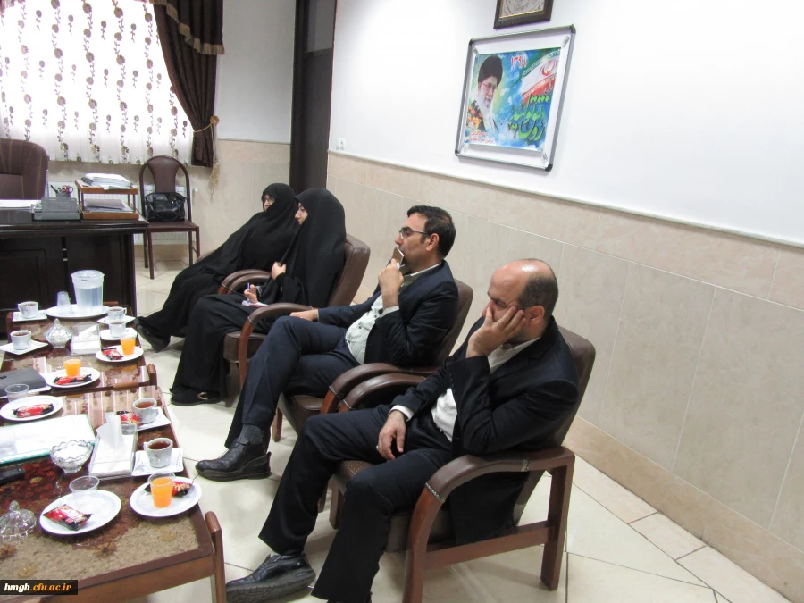 برگزار شد: 

جلسه هماهنگی مراسم تدفین پیکر مطهر شهید گمنام در پردیس حضرت معصومه(س) 2