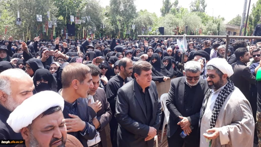 با حضور رییس دانشگاه فرهنگیان و مسؤولان استان برگزار شد:

تشییع و خاکسپاری پیکر پاک شهید گمنام دفاع مقدس در پردیس حضرت معصومه (س) 5