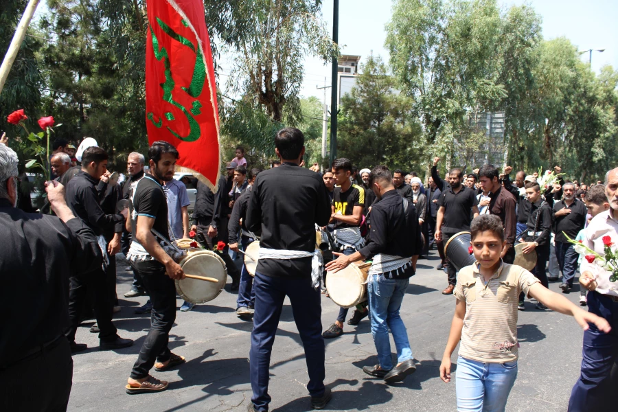 برگزار شد:

مراسم تشییع و خاکسپاری پیکر پاک شهید گمنام دفاع مقدس در پردیس حضرت معصومه (س) 2
