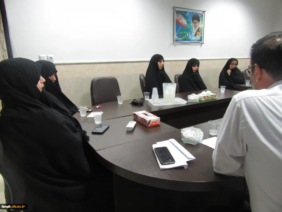 نشست صمیمی مسؤولان پردیس حضرت معصومه(س) با نیروهای خدماتی و شرکتی 2