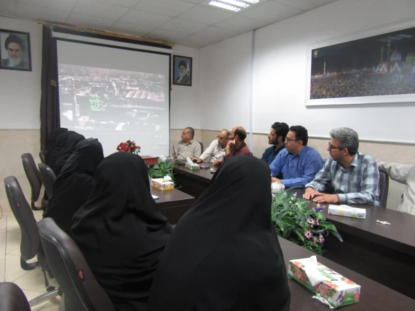 برگزار شد: 

جلسه شورای اداری پردیس حضرت معصومه(س) 2