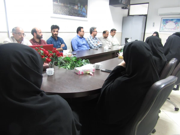 برگزار شد: 

جلسه شورای اداری پردیس حضرت معصومه(س) 2