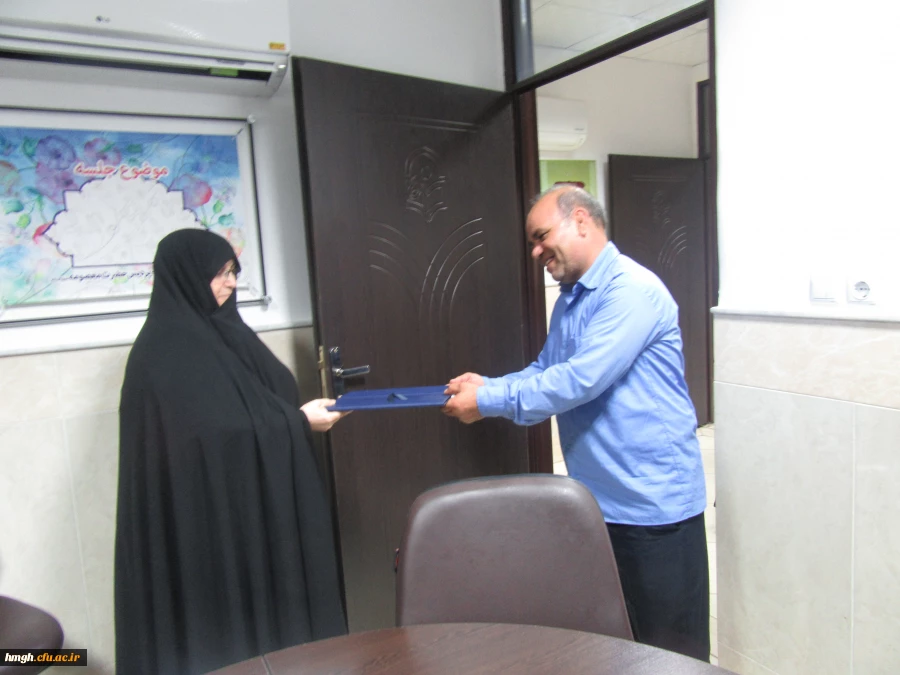 تجلیل از آزاده غیور پردیس حضرت معصومه(س) 2