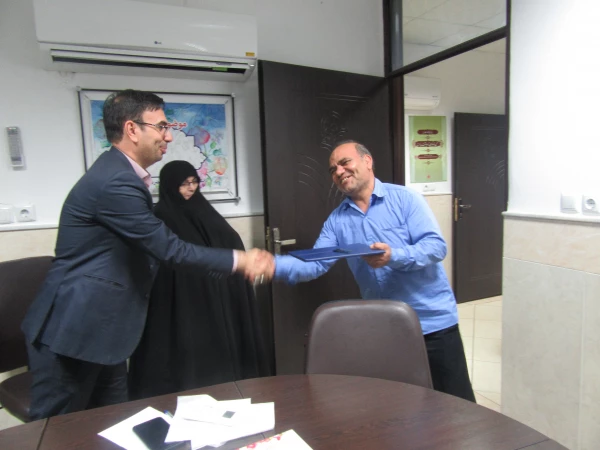 تجلیل از آزاده غیور پردیس حضرت معصومه(س) 2