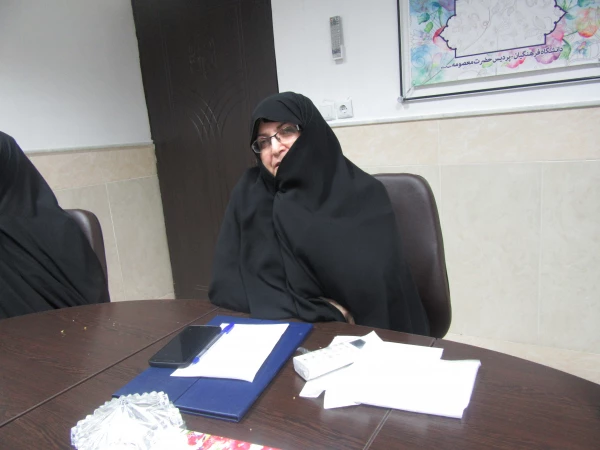 تجلیل از آزاده غیور پردیس حضرت معصومه(س) 2