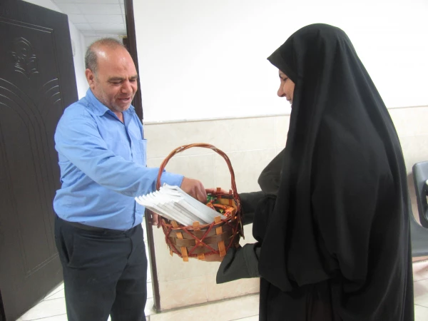 پویش "من غدیری ام" در پردیس حضرت معصومه(س) 2