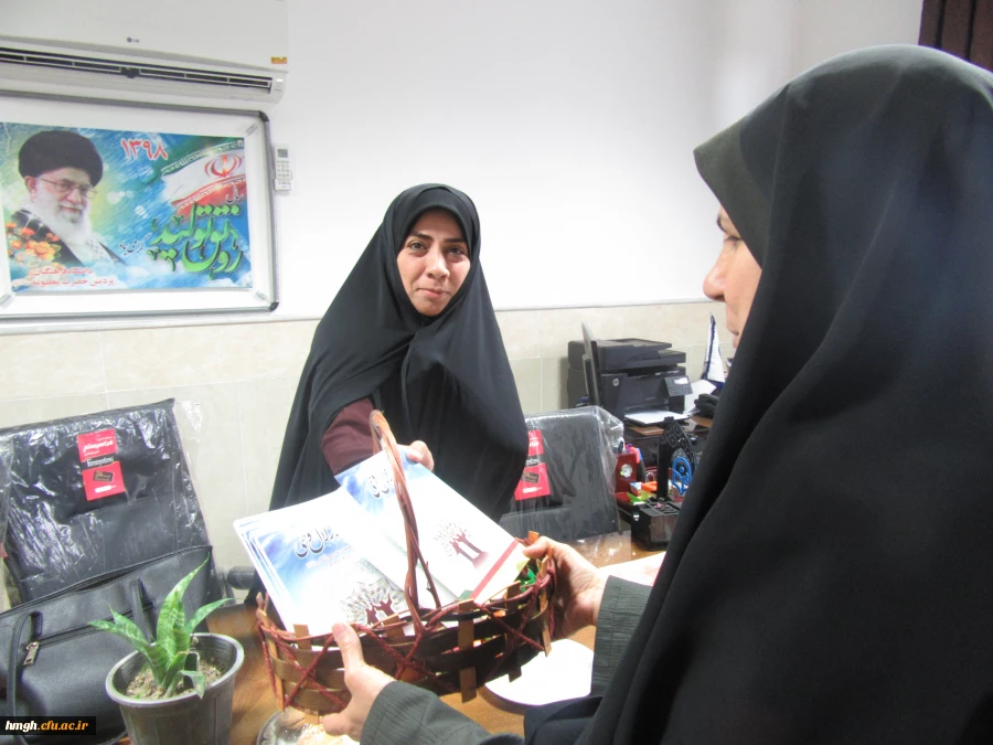 پویش "من غدیری ام" در پردیس حضرت معصومه(س) 2