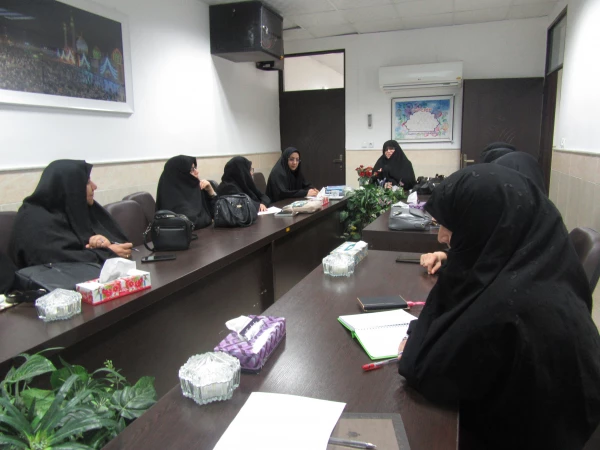 جلسه توجیهی اساتید کارورزی 1 برگزار گردید. 2