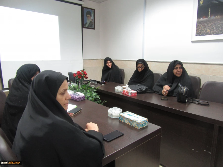 جلسه توجیهی اساتید کارورزی 1 برگزار گردید. 3جلسه توجیهی اساتید کارورزی 1 برگزار گردید. 7