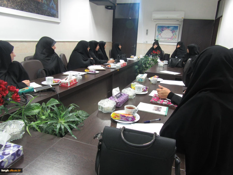 جلسه توجیهی اساتید کارورزی 3 برگزار شد. 3