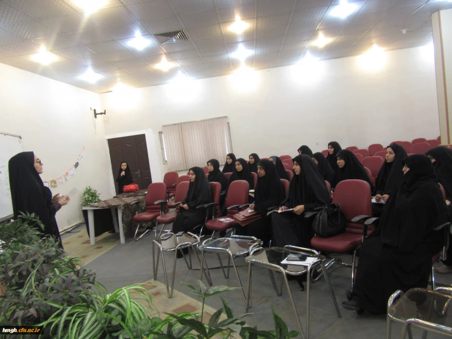 کارگاه به اشتراک گذاری تجربیات نومعلمان برگزار گردید. 4