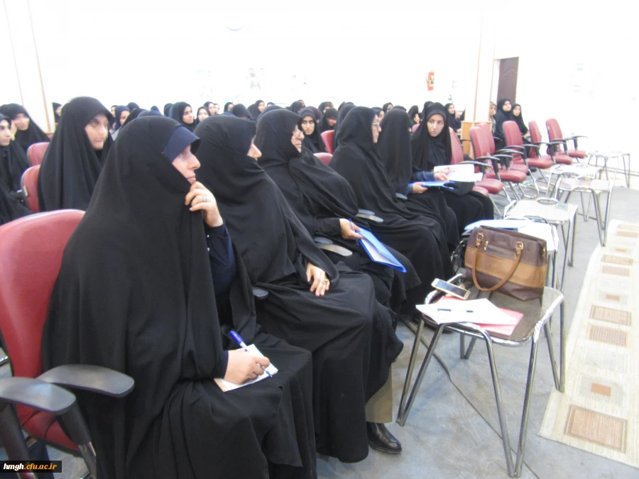 جلسه توجیهی کارورزی 1 ویژه دانشجومعلمان برگزار گردید. 4