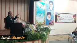 مراسم گرامیداشت هفته دفاع مقدس با حضور اساتید و کارکنان دانشگاه فرهنگیان استان قم برگزار گردید. 5