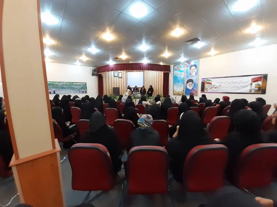 جلسه توجیهی دانشجومعلمان غیربومی ورودی 98 سرای دانشجویی 3