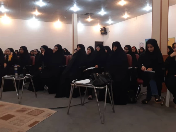 جلسه توجیهی دانشجومعلمان غیربومی ورودی 98 سرای دانشجویی 6