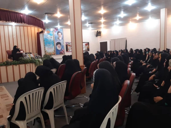 جلسه توجیهی دانشجومعلمان غیربومی ورودی 98 سرای دانشجویی 9