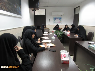 برگزاری جلسه با دبیران و مسؤولان انجمن ها، کانون ها و تشکل های دانشجویی