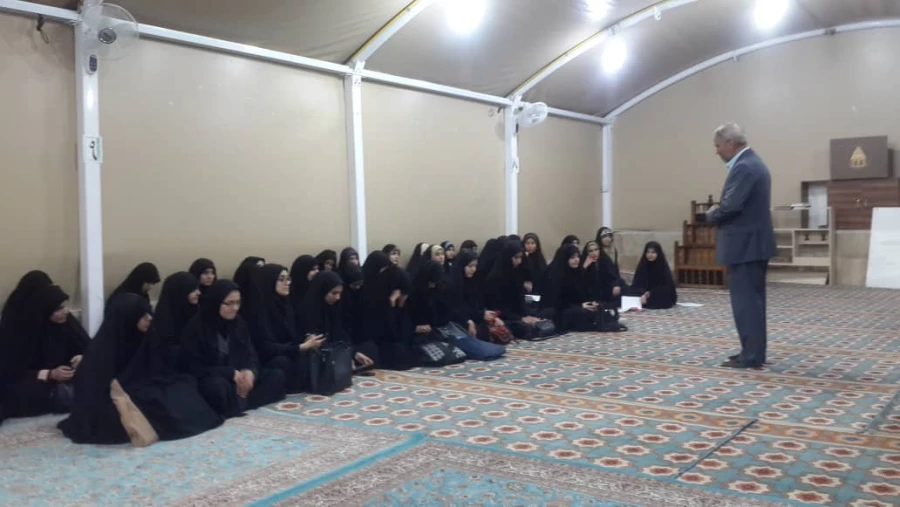 شرکت دانشجومعلمان پردیس حضرت معصومه(س) در مراسم غبارروبی گلزار شهدا 2