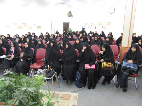 برنامه ساعت فرهنگی این هفته:

برگزاری کرسی آزاداندیشی با موضوع "حجاب اجباری: آری یا نه؟" 3