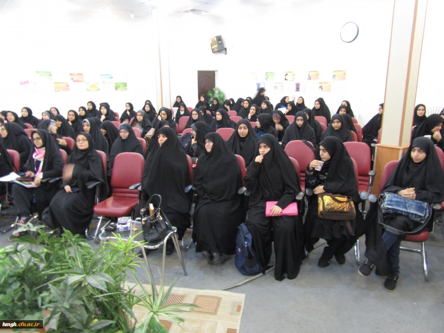 برنامه ساعت فرهنگی این هفته:

برگزاری کرسی آزاداندیشی با موضوع "حجاب اجباری: آری یا نه؟" 3